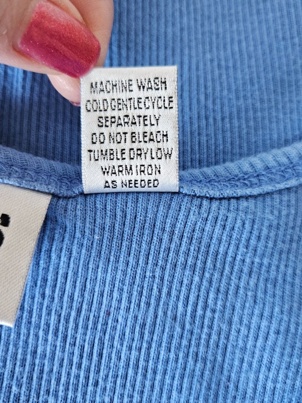 Chicos Design Ribbed Scoop Neck Tank | Chico's Size 2, US Size Large - Picture 7 of 9